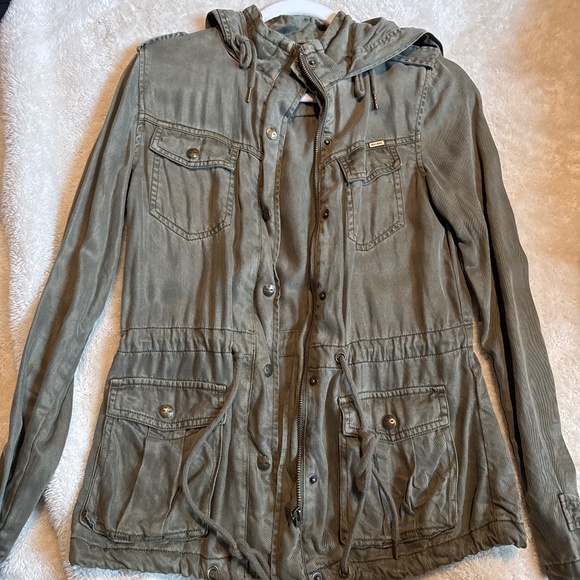 Jacket - Picture 1 of 3